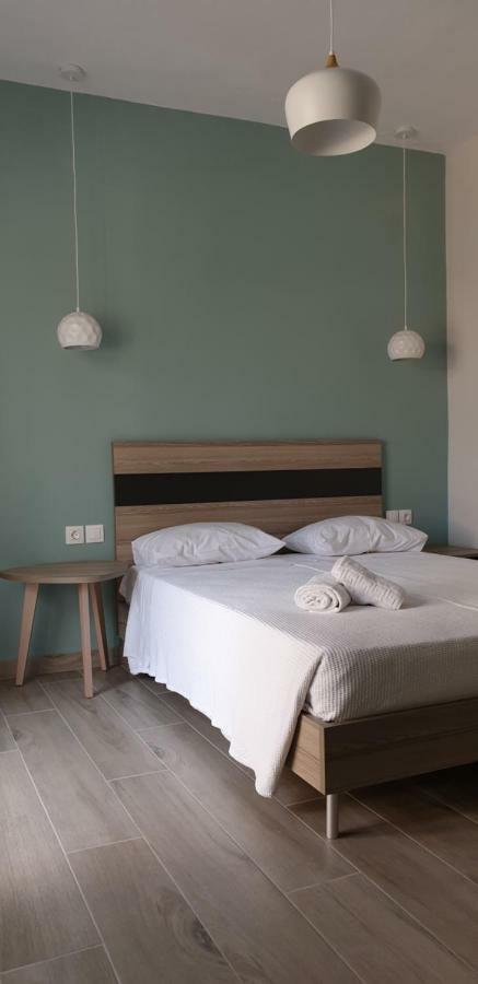 Chriselia 1 Apartment Nea Roda Exterior photo